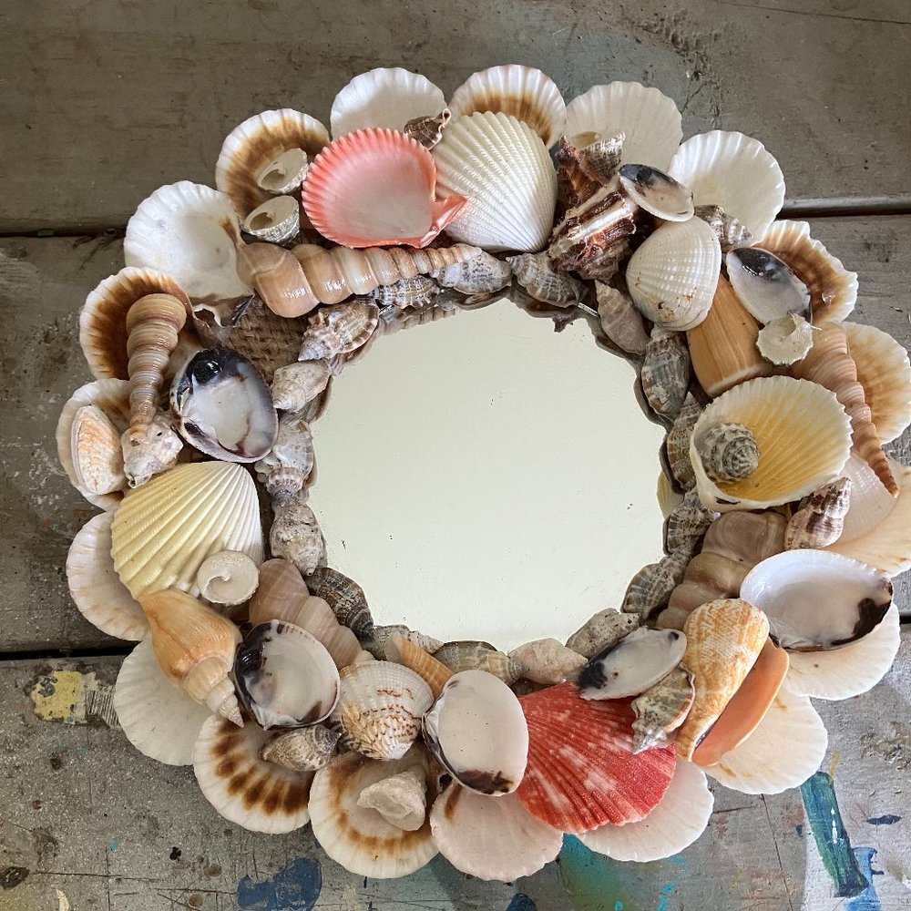 HANDCRAFTED MIRROR